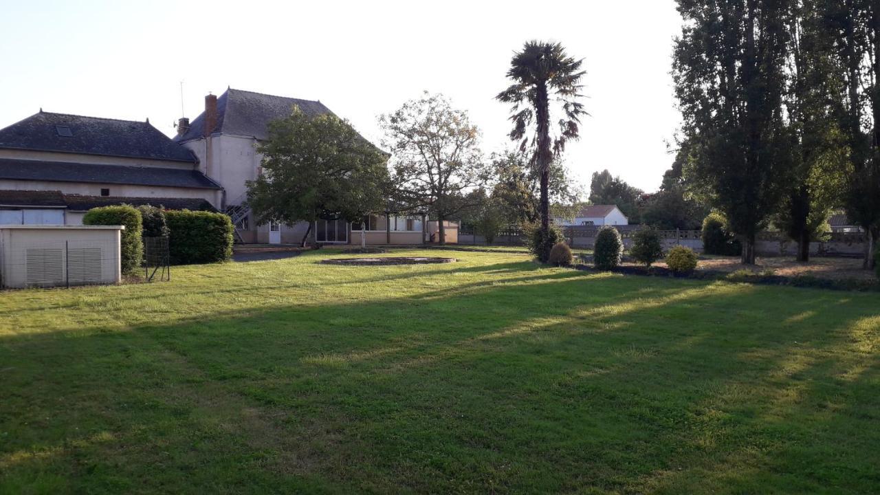 Saint-Paul-du-Bois L'Entracte酒店 外观 照片
